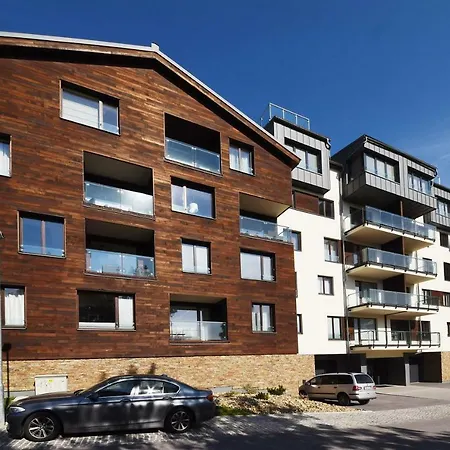 Lucni Dum Okruzni Appartement